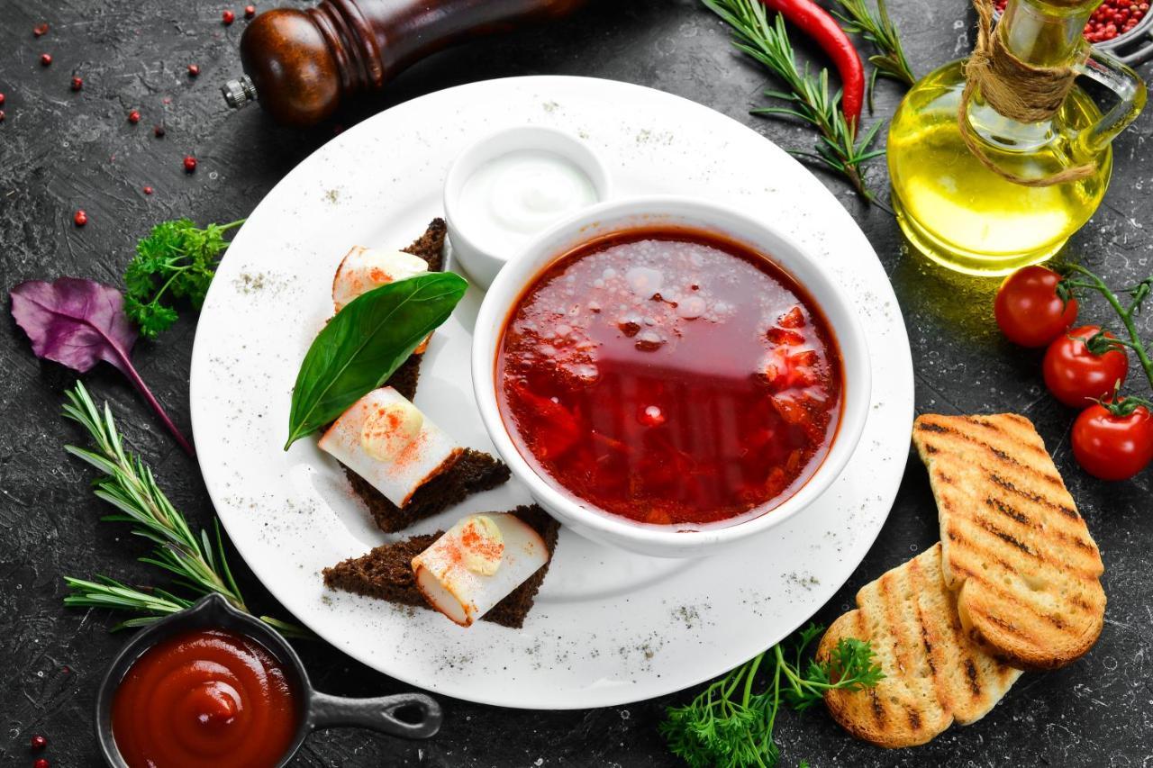 Курортний Готель Золота Корона Τρούσκαβετς Εξωτερικό φωτογραφία